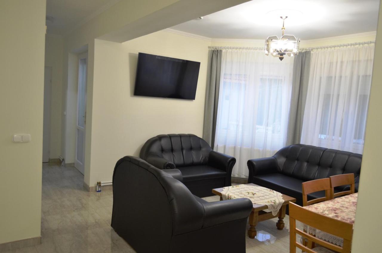 Henrietta - Violetta Apartman Hajduszoboszlo Luaran gambar