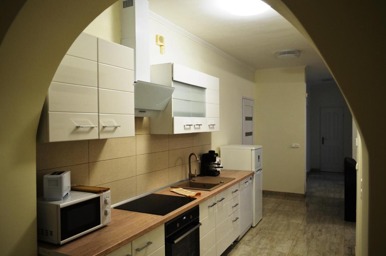Henrietta - Violetta Apartman Hajduszoboszlo Luaran gambar